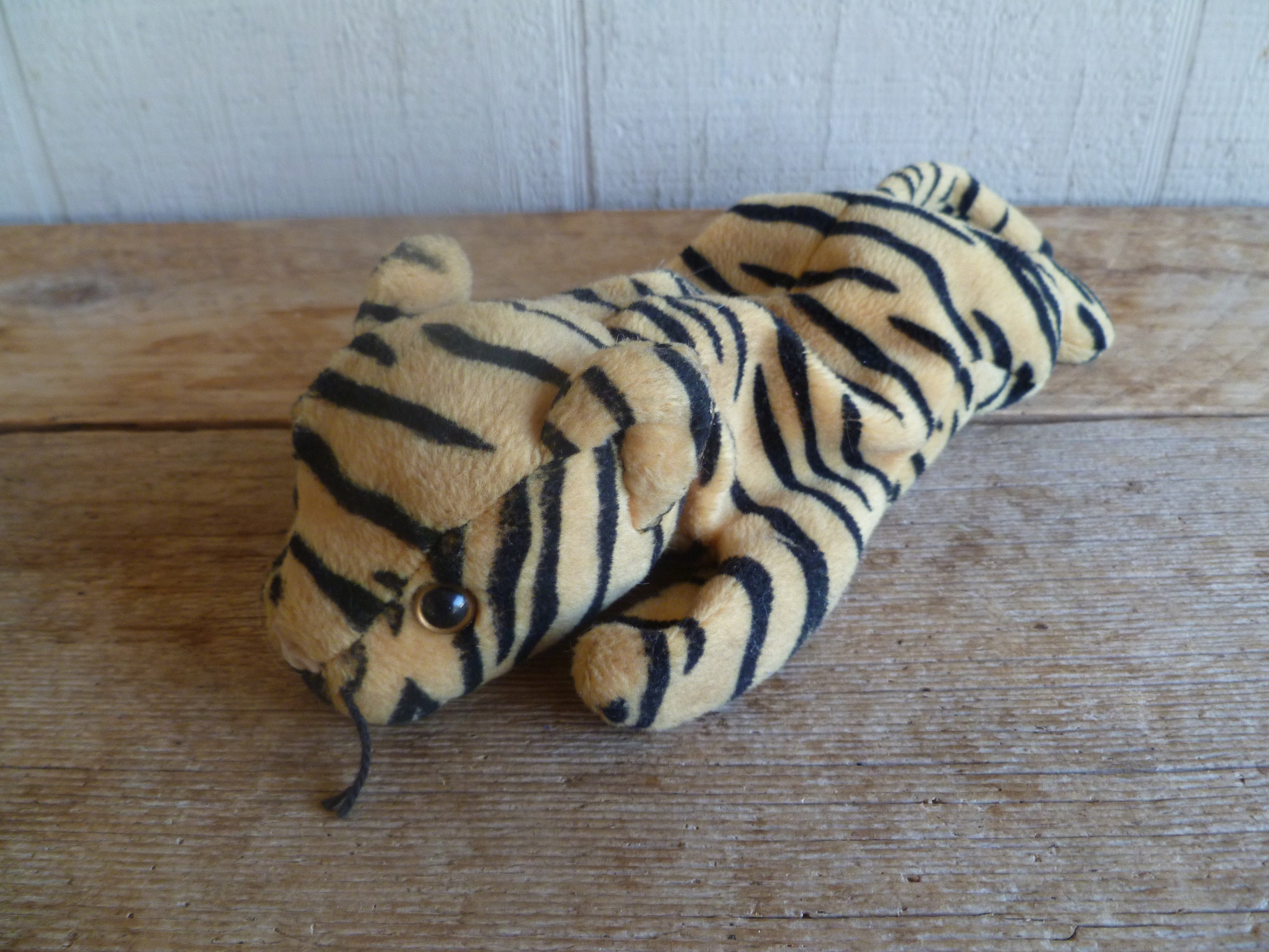 Hugfun international tiger deals