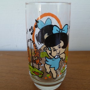 Pizza Hut The Flintstone Kids, &quot;Betty&quot; Flintstone Glass 6&quot; Tall 1986
