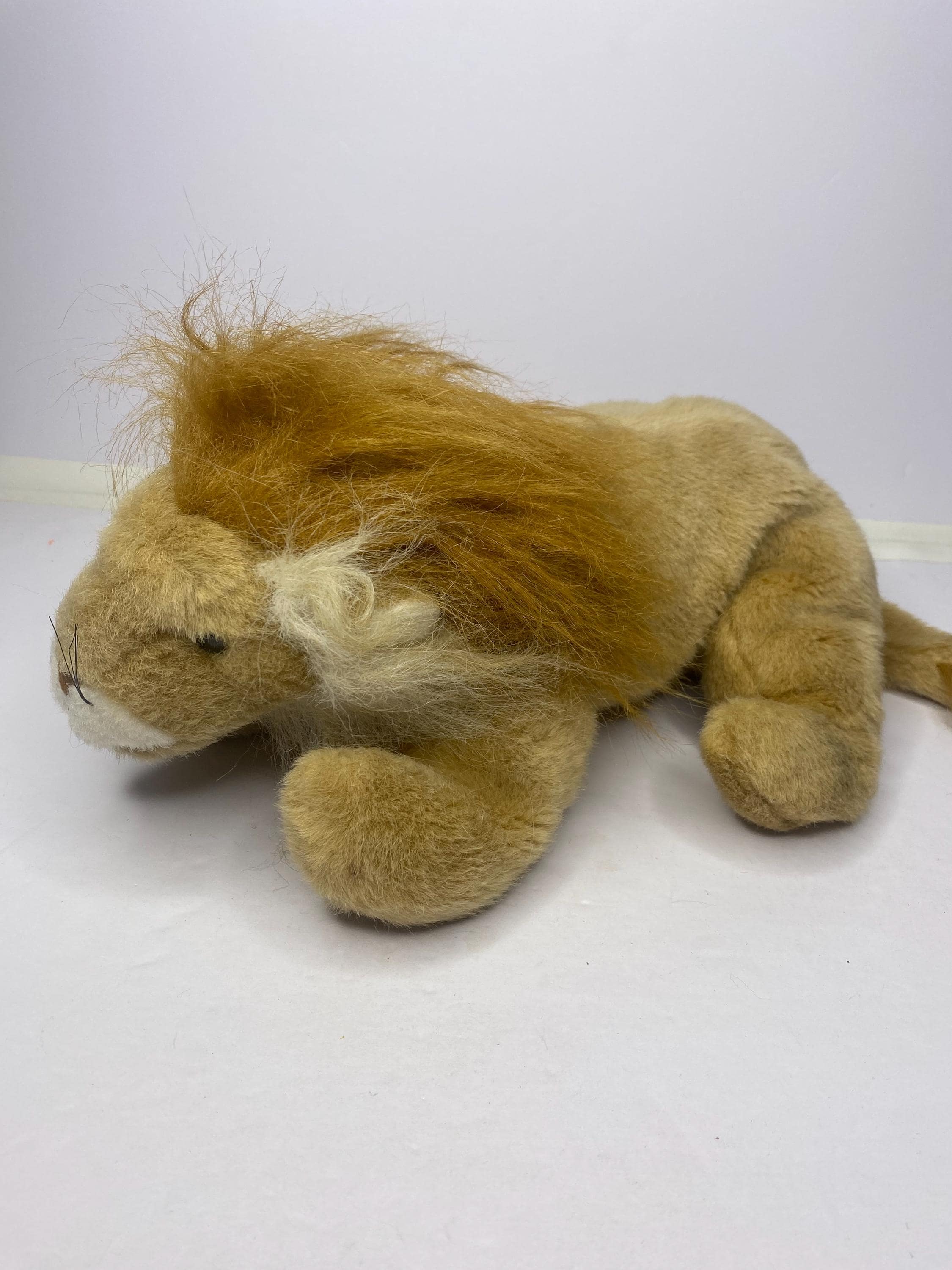 Ty Classic Leo the Lion Large Plush Lion 24