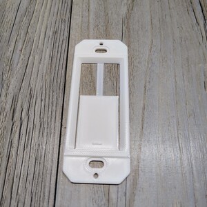 Lutron Pico Remote Switch Plate 4pk.