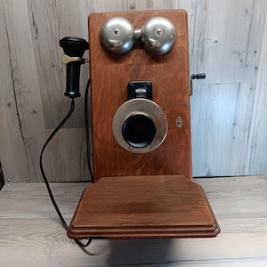 Vintage Wall Mount Phone with Bells