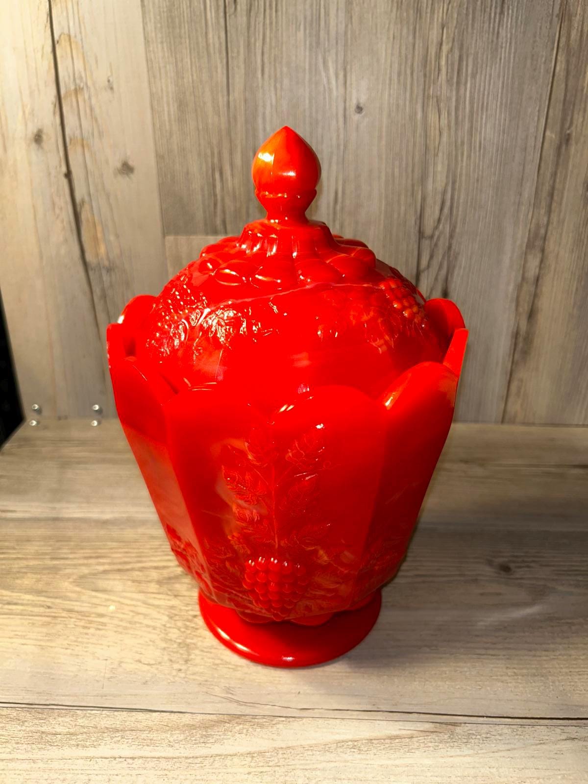 Summit Westmoreland Red & Yellow Slag Glass Cadmium Grapevine
