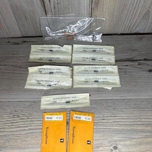 Lot of Silicon Reference Diodes - Type IN756 & IN682 - Electronics Components