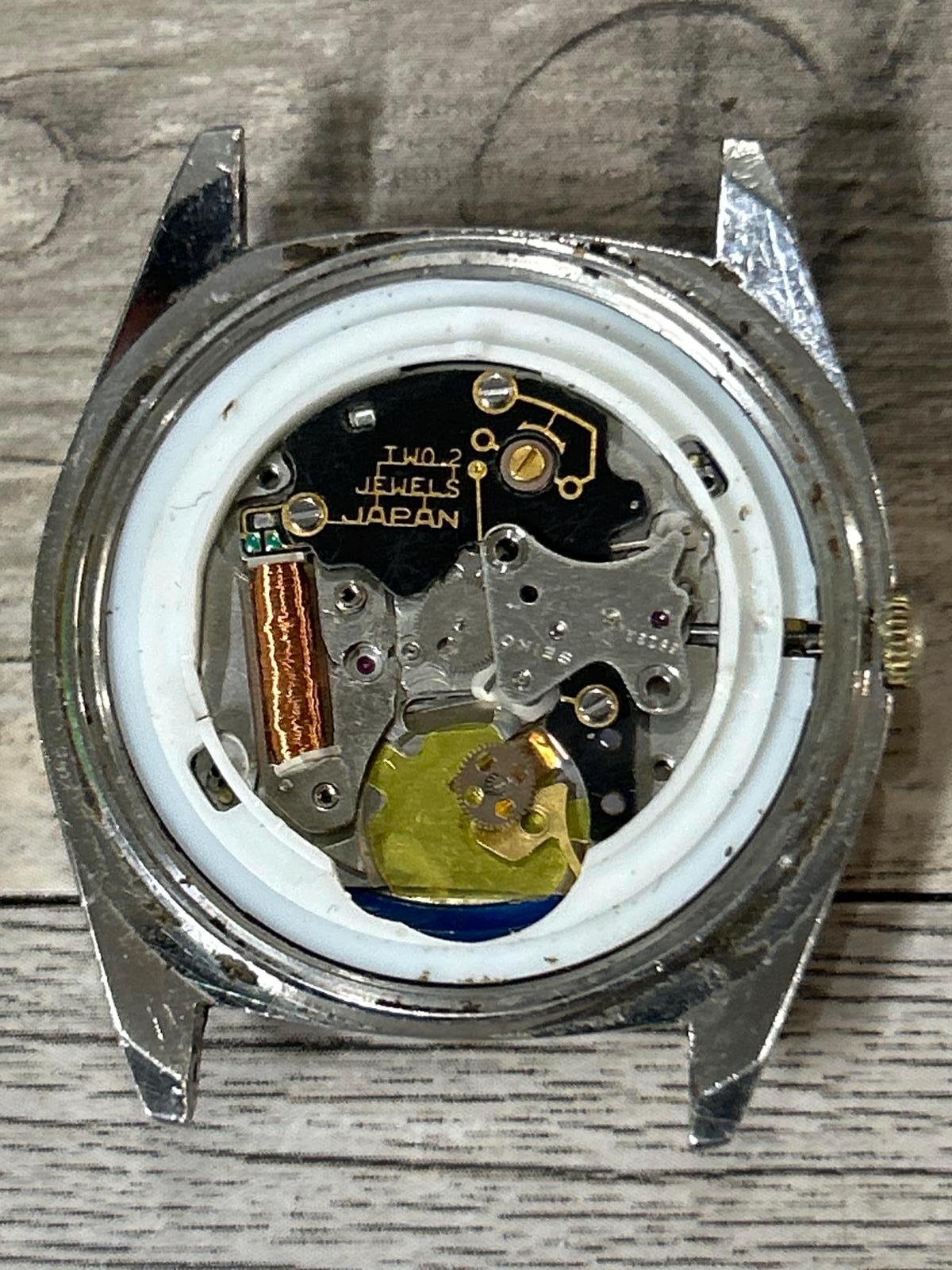 Classic Seiko Quartz Watch - Vintage Gold Dial - Etsy