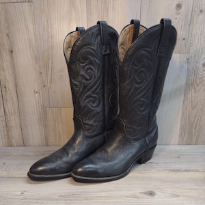 yeezy boots men black