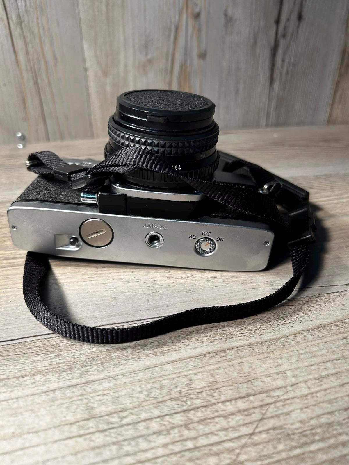 完動品！ minolta srt101 ミノルタ カメラ ロッコール レンズ2本 ミノルタ srt sc ii、MDロッコールレンズ搭載のヴィンテージフィルム