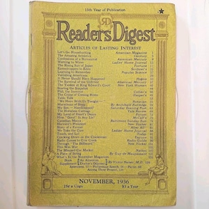 Könnte beinhalten: Ein November 1936 Reader's Digest Magazin. Das Cover ist goldfarben und zeigt den Titel des Magazins. Es listet Artikel und den Preis: 25 Cent pro Ausgabe und 3 Dollar pro Jahr.