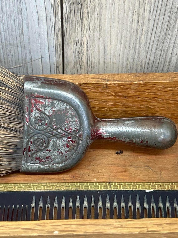 Vintage Hair brushes metal Vintage Metal Handled Hair Brush and Comb Set - Etsy main image 3