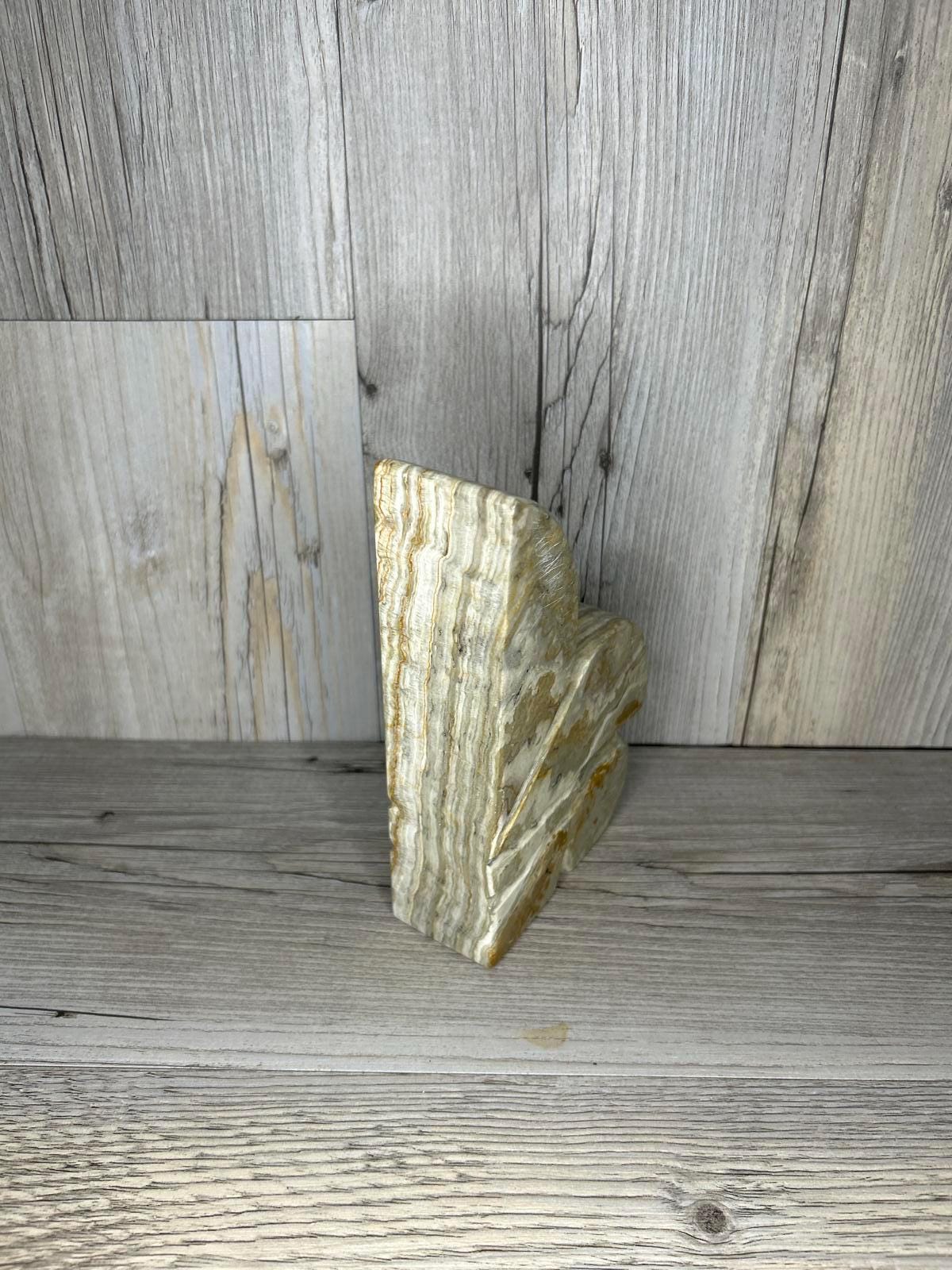 ユニークな手作りの石の装飾品 - Etsy 日本