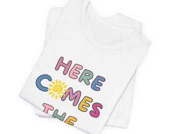 Here Comes The Sun tee | Retro Sunflower Typography T-Shirt