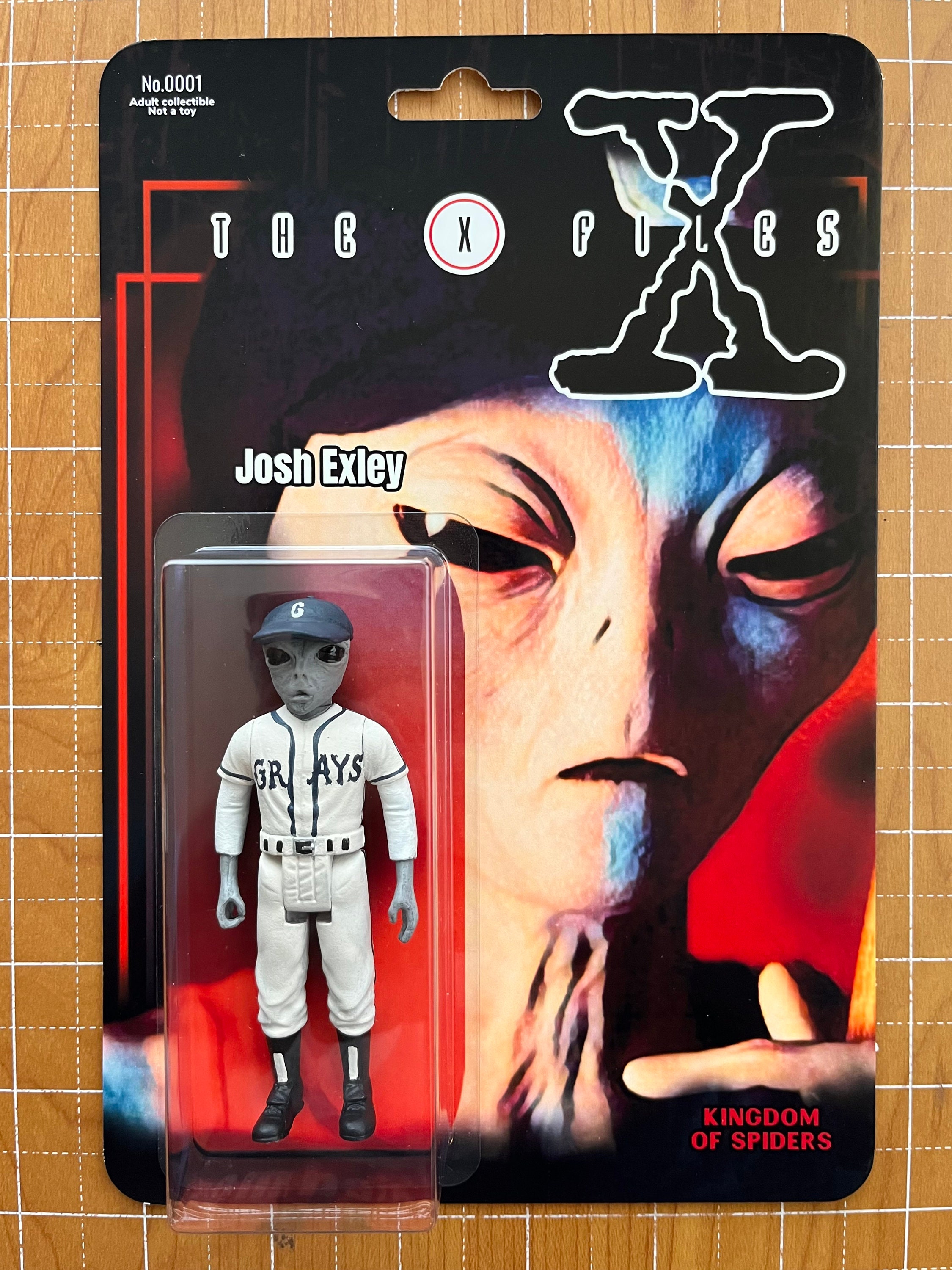 X files alien figure - Etsy 日本