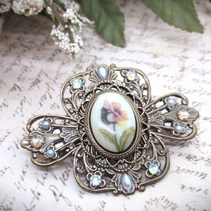 Antique Brass Vintage Victorian Style Medium Floral Cameo Hair Clip Vintage Violet image 1