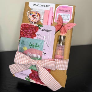 Blind Date with a Book | Spa & Self-Care | Booktok Bookish Gift | Book Lover Gift | Personalized | Romance Fantasy Thriller | Cute Gift Idea