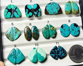 Bijpassend paar oorbellen Hubei Turquoise cabochons, edelsteen met gemengde vorm voor het maken van sieraden