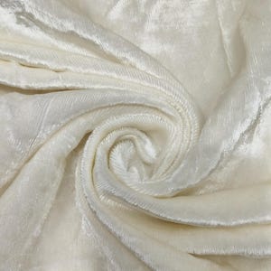 Reiner Elfenbeinfarbener Seidensamtstoff, Weicher Vorhangsamtstoff, Seidensamt, Samtstoff für Brautkleid Stoff Bulk StockBrautkleidstoff