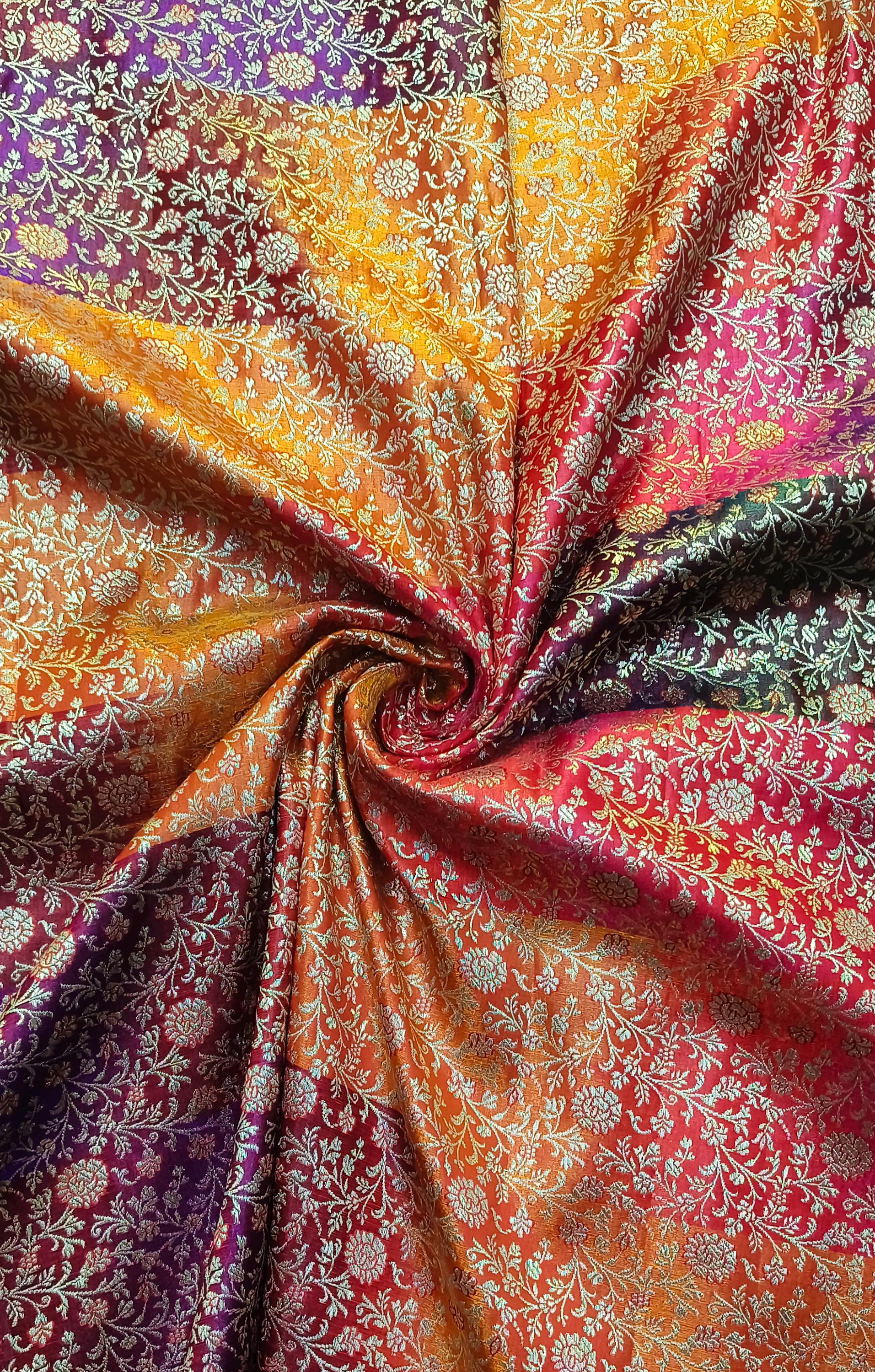Zijden Twill Stof Bedrukken. Gepersonaliseerde Keperstof Zijden Twill Stof Bedrukken. Gepersonaliseerde Keperstof