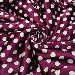Luxuriöser weicher und seidiger Polka Dot Satin Stoff Verkauft Schüttgut, Charmeuse Seidensatin Stoff, Satinkleid Stoff Braut Hochzeit Kleid Satin Stoff