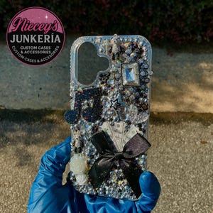 Midnight Luxe Freestyle Case - Fits IPHONE 16