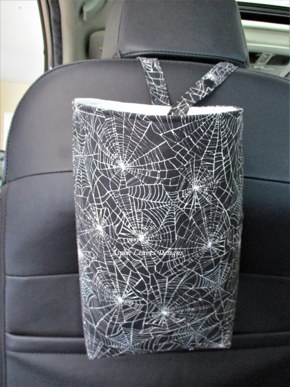 Sac poubelle GLOW Spider web Snap fermé 10x8x5 Toiles blanches sur tissu  noir Fait main -  Canada