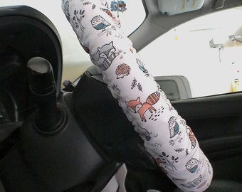 Woodland creature steering wheel cover -  Full grip fabric inside - Small forest animals on white fabric- Handmade