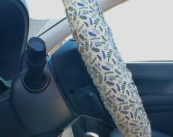 Floral steering wheel cover - Full grip fabric inside - Purple flowers and green leaves on cream fabric