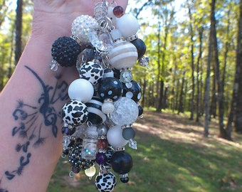 Black and white rear view mirror charm - Charms and beads - Mirror hanger - Handmade