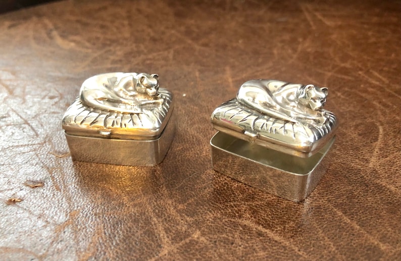 Vintage Silver Cat on a Pillow Pill Box