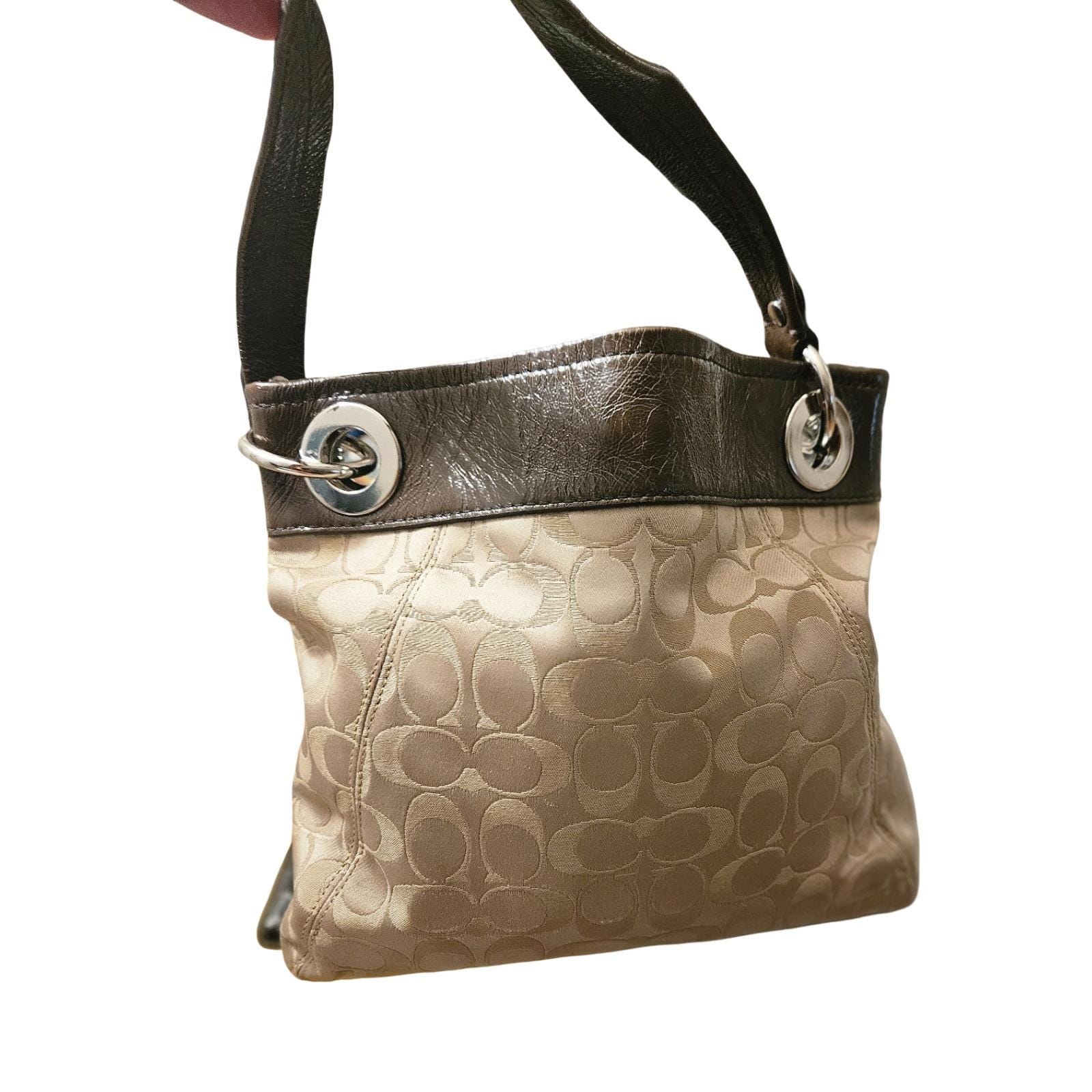 バッグ COACH signature Hobo Ergo shoulder bag Coach Ergo Signature Jacquard Hobo Shoulder Bag Khaki Brown