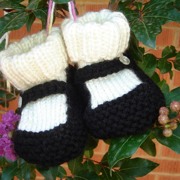 Hand knit baby booties - Mary Jane