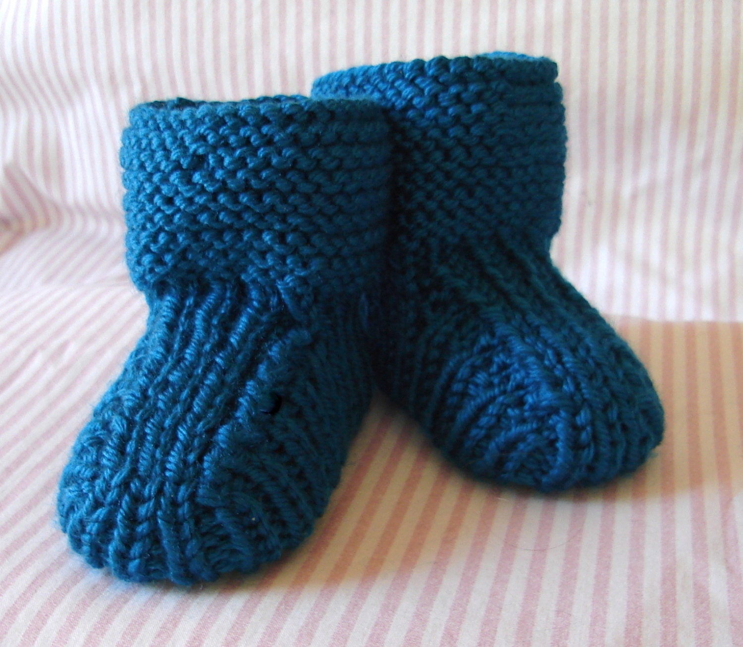 Hand knit baby booties 'Prairie Booties' | Etsy