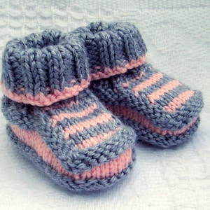 Hand knit baby booties - Striped Booties