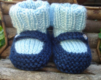 Hand knit baby booties - Kappa Mary Jane Booties