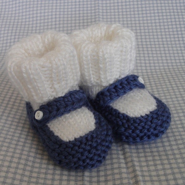 Hand knit baby booties - Mary Jane