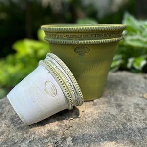 Authentic Bartram Garden Pot #2 Case of 20 Pots in 4 Colors Design by Rowe Pottery and Peter Jackson