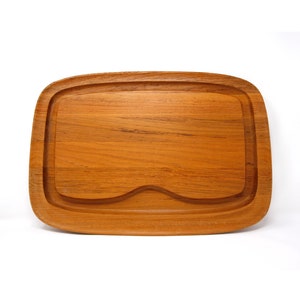 Vintage Solid Teak Danish Modern Nissen Carving Tray ... Denmark Serving Tray, Mid Century Modern Carving Board, MCM Wood Crudite Server