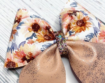 Girl Hair Bow, Fall Sunflower Bow, Floral Print Hair Bow, Toddler Hair Clip, Baby Hair Bow, Flower Hair Bow, Faux Leather Bow, Vegan Leather