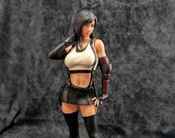 Figura de Tifa Lockhart – Estatua de resina – Fan Art hecho a mano