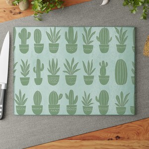 Chic Cactus Glass Cutting Board | Kitchen Decor, Wedding Gift, Housewarming Gift, Unique Cooking Accessory, Eco-Friendly Kitchenware