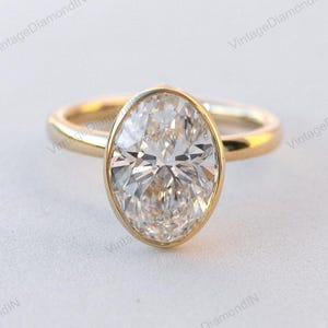Bague de fiançailles ovale en moissanite, bague solitaire en or 14 carats avec lunette