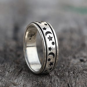Bague lune et étoiles, bague spinner lune, bague anxiété, bague anti-inquiétude, bijoux célestes, bagues de couple, cadeau pour elle, cadeau meilleure amie