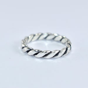 Silver Twist Ring Relaxed Rope Infinity Loose Twisted Skinny Wedding Band Thin Stack Ring Spacer Eco Friendly Recycled