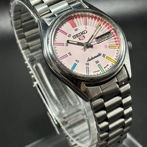 Vintage Seiko 5 Automatic Men&#39;s Wrist Watch Day /Date Serviced watch MOVT 7019