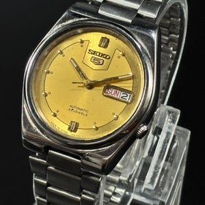 Vintage Seiko 5 Automatic Men&#39;s Watch: Japan Made Stainless Steel, Serviced