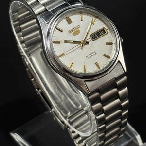 Vintage Seiko 5 Automatic Watch: Day/Date Stainless Steel, Serviced