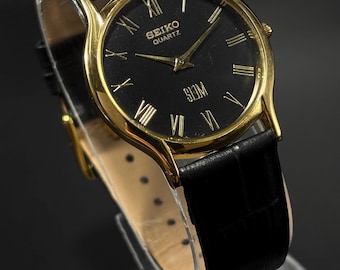 Vintage Seiko Quartz Watch: Gold-Plated Slim Tank with Leather Strap