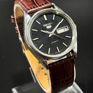 Vintage Seiko 5 Automatic Watch: Japan Made Day/Date, Serviced