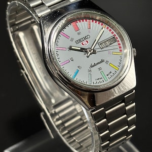 Vintage Seiko 5 Men&#39;s Automatic Wrist Watch Day/Date Japan made, Serviced Watch Cal 7019A/21J