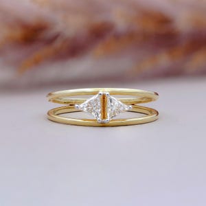Trillion Lab Grown Diamond Ring: Gold Double Band Bypass Design
