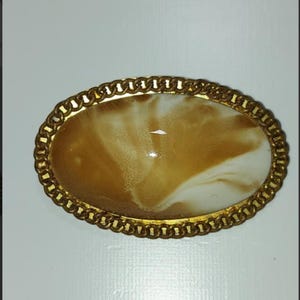 Vintage Gold Swirled Cabochon Pin Brooch 