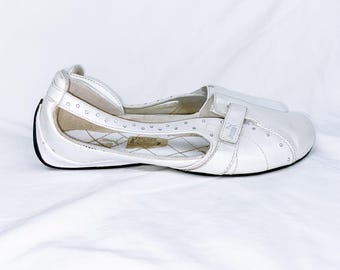 Arkiv PUMA Espera Ballerinaskor (pärlemorskimrande med nitar)